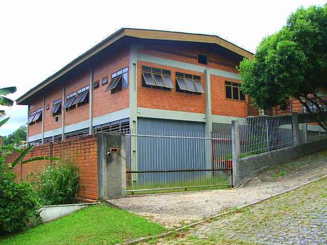 TERRENO DE GALPÃO DE 942M² EDI